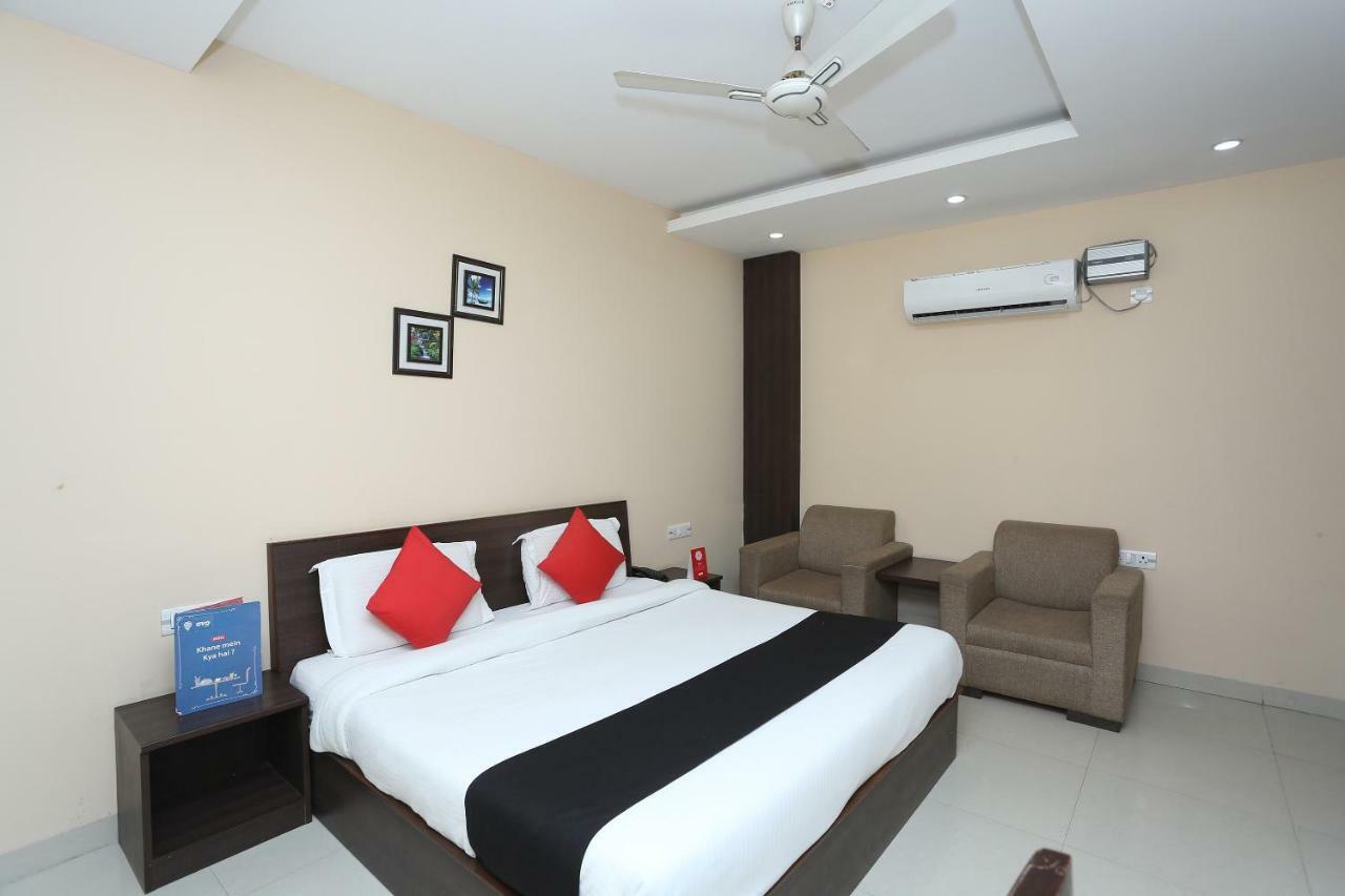 Bilberry Hotel Rewari Екстер'єр фото