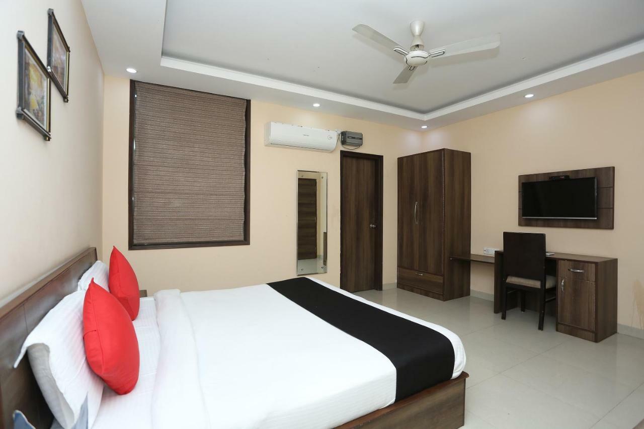 Bilberry Hotel Rewari Екстер'єр фото